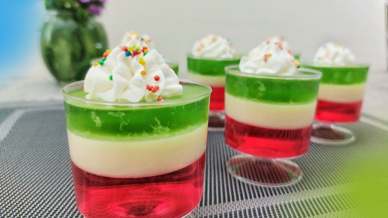 Mini dessert cup | three layered jello cup | holiday dessert