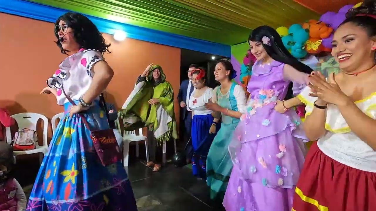 show de encanto luciana cumple #6
