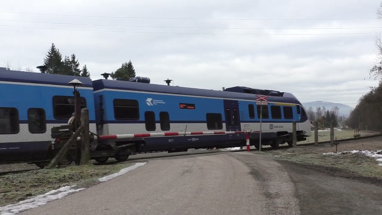 Železniční přejezd Pilníkov #3 (CZ) - 1.2.2025 / Railroad crossing