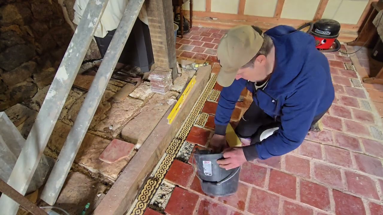 Back To Work In The Cottage & A Great Idea!