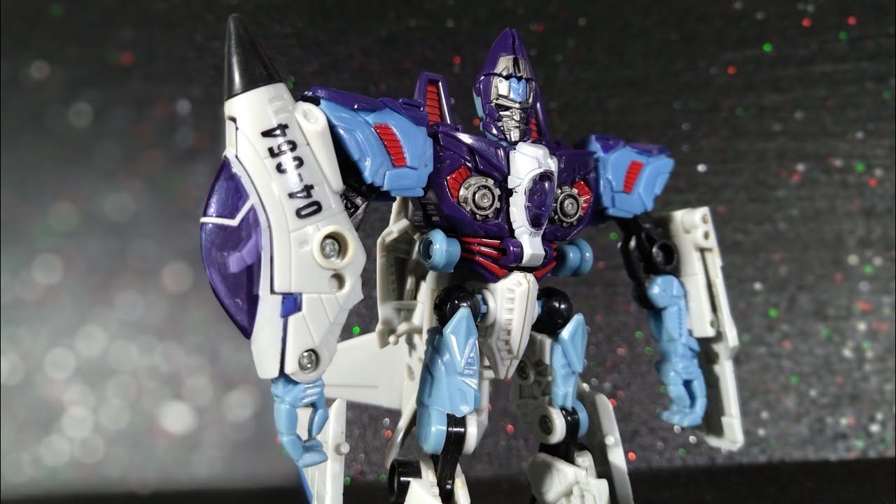Transformers Hunt For The Decepticon Deluxe Class Jetblade Review