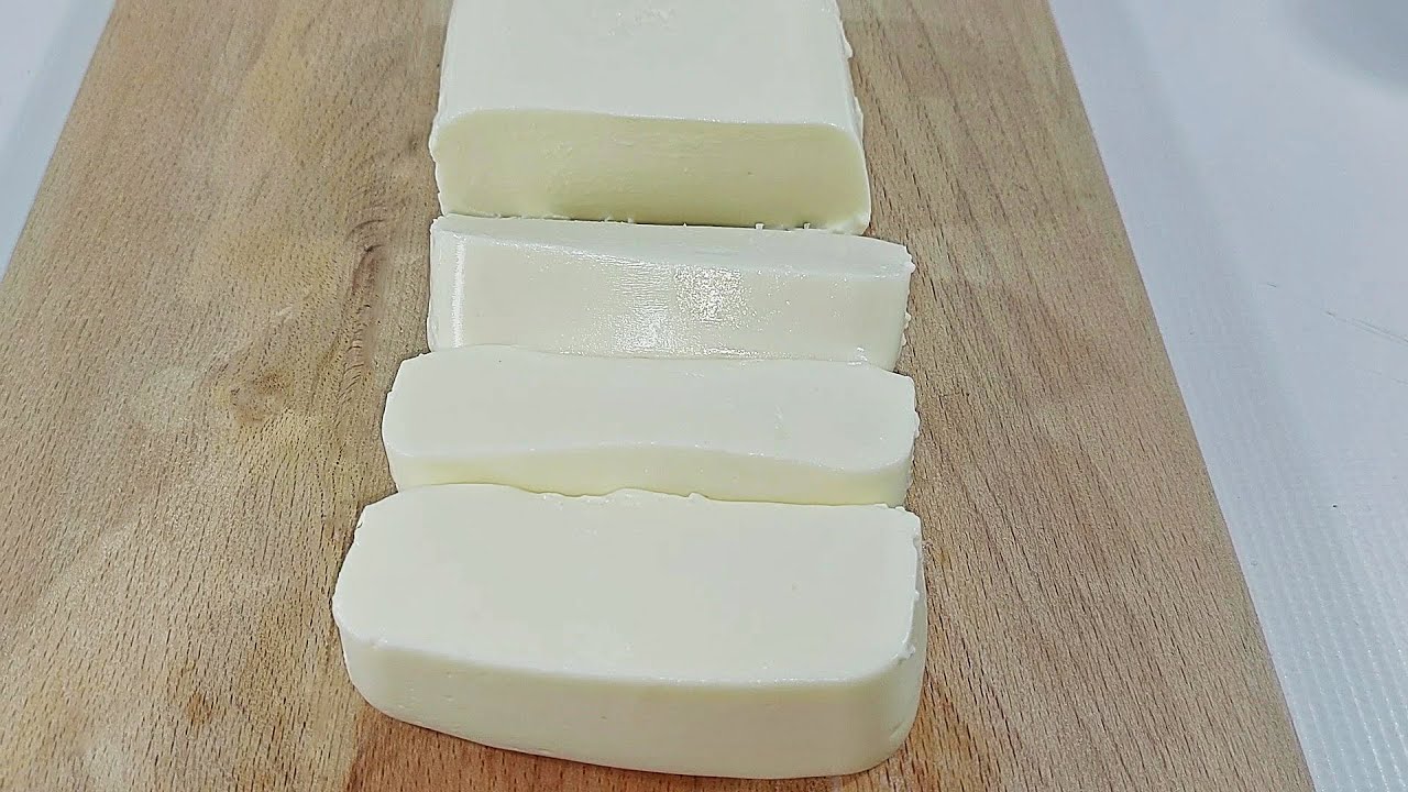 طريقه عمل الجبنه الفيتا العلب بتاعه الشركات بالطعم اللي تحبوه في البيت 😍باسهل طريقه بدون تعقيد