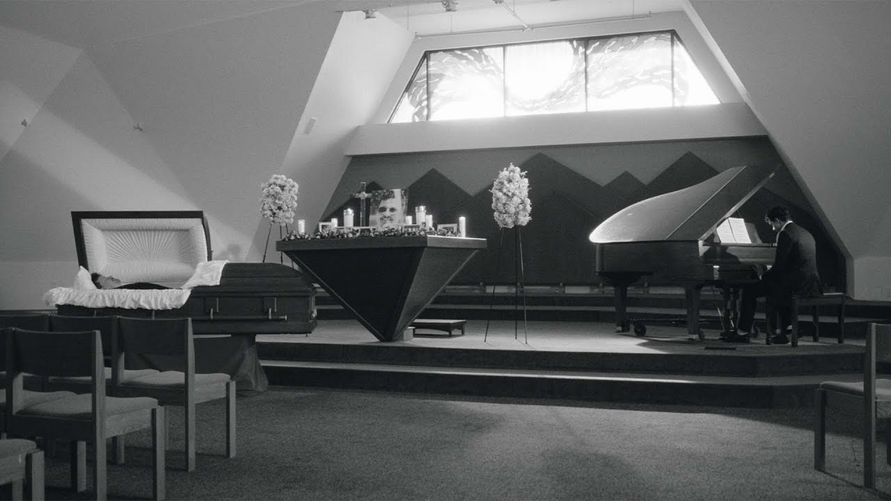 Promenade Sentimentale - Black And White (Arri Alexa Mini Short Film)