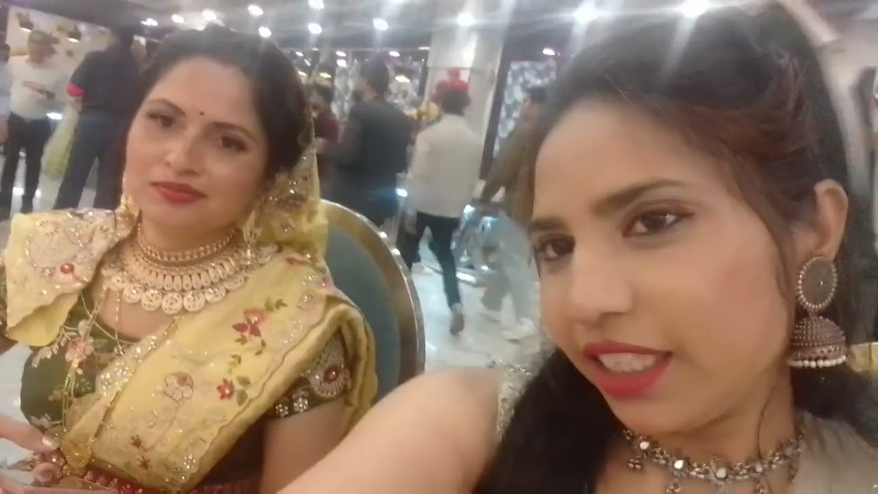 “Delhi me Grand Wedding Aise Hoti H😍