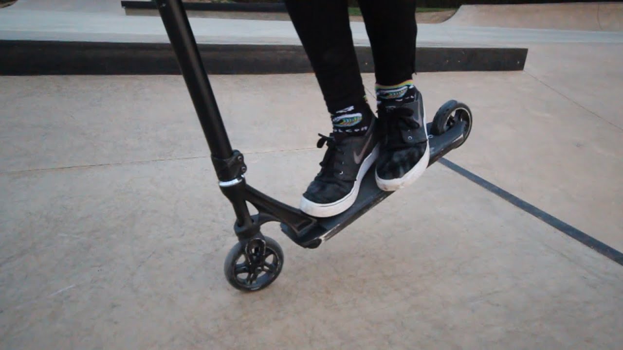 LEARNING NOSE MANUALS ON A SCOOTER