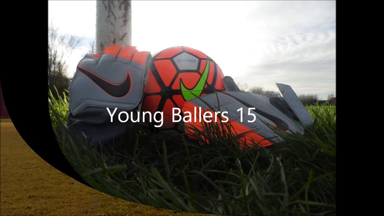 Football shots and saves with a fat kid !!!
