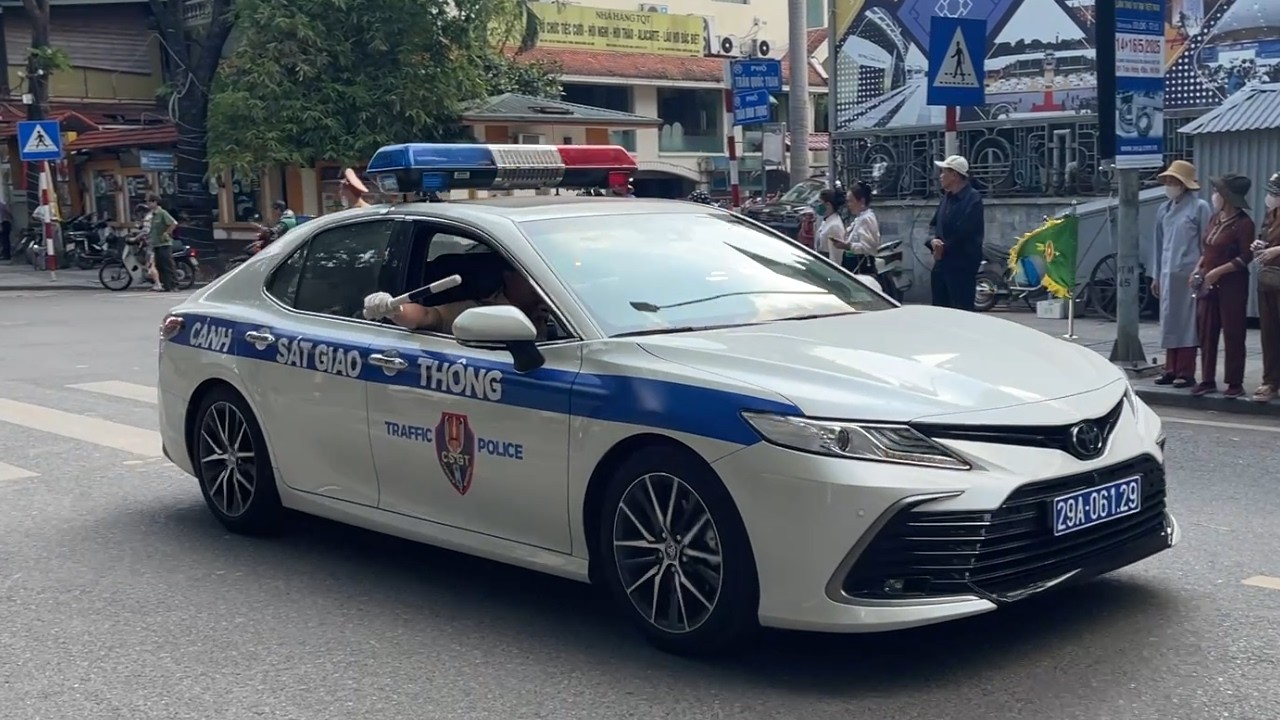 Изучаем звуки названий транспортных средств | Автобус, Грузовик, Автомобиль, Самолет, Поезд метро...