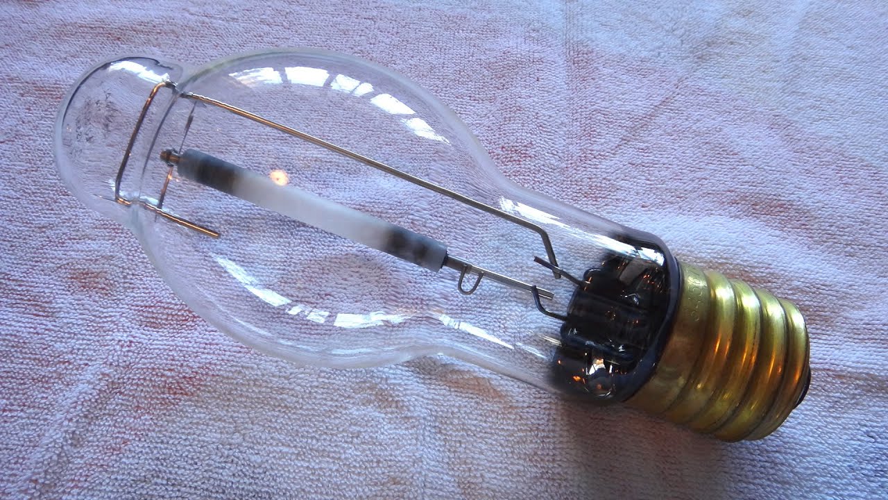 Sylvania 150watt Mogul High Pressure Sodium Light Bulb
