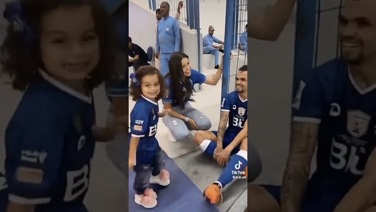 لطف عائلةً ميشيل 💙💙