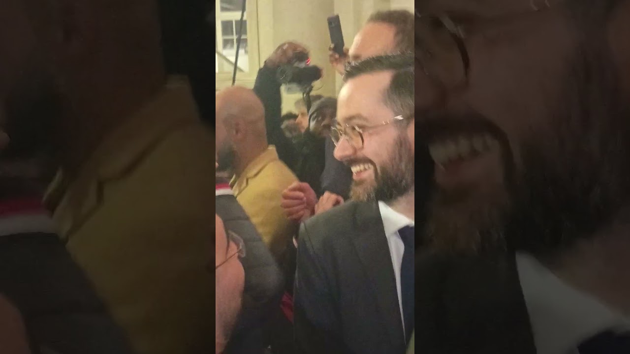 Le MAIRE SORTANT de Roubaix HU&Eacute; par la FOULE  #shorts