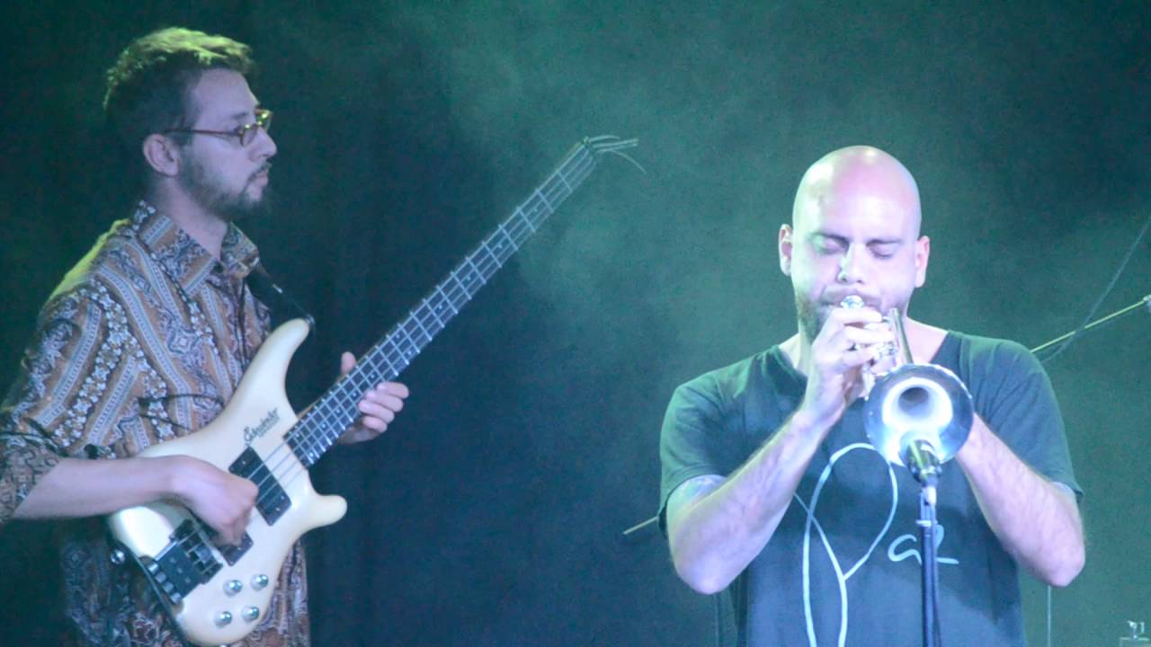 Les Minots en Vivo - Improvisaci&oacute;n La Casa
