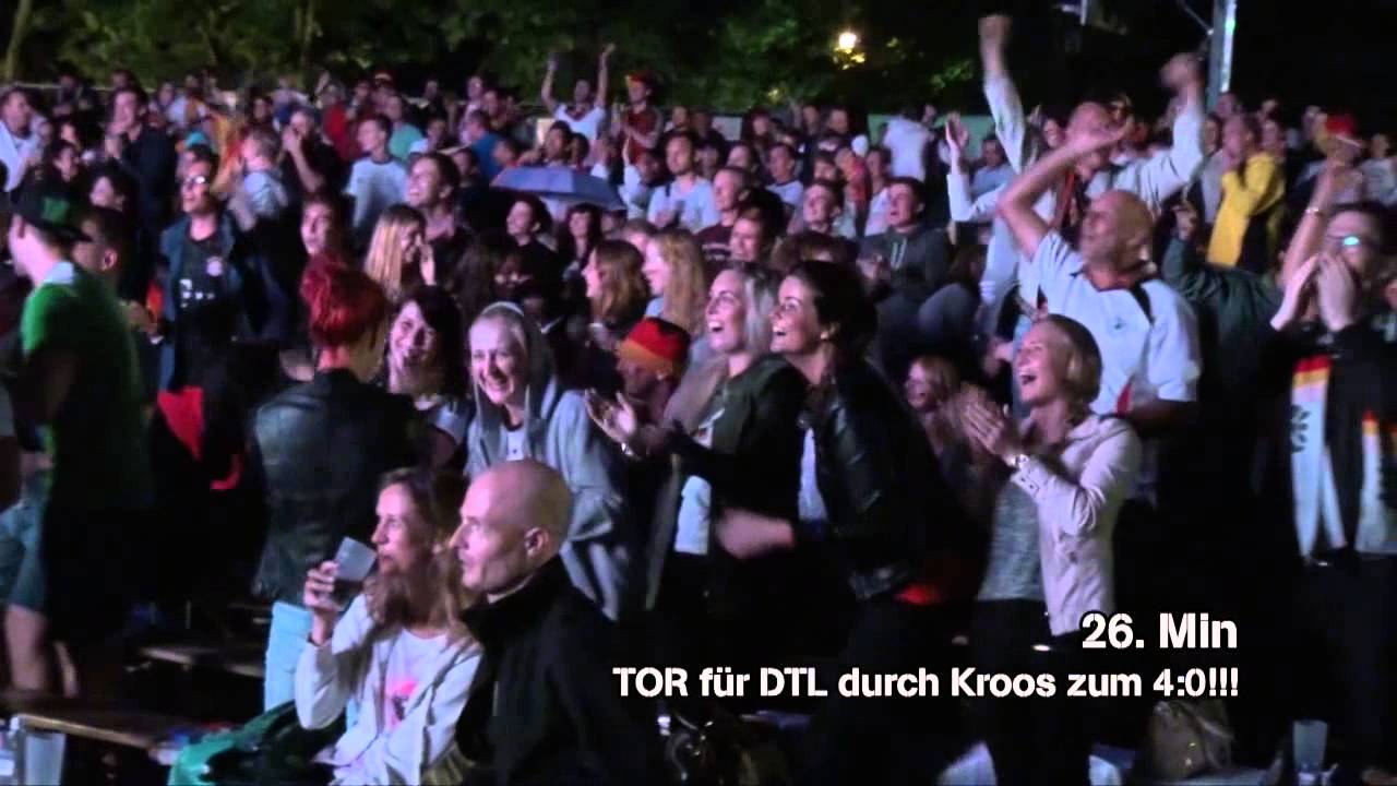 Brasilien vs Deutschland 1:7 - Ekstase im Lindenpark