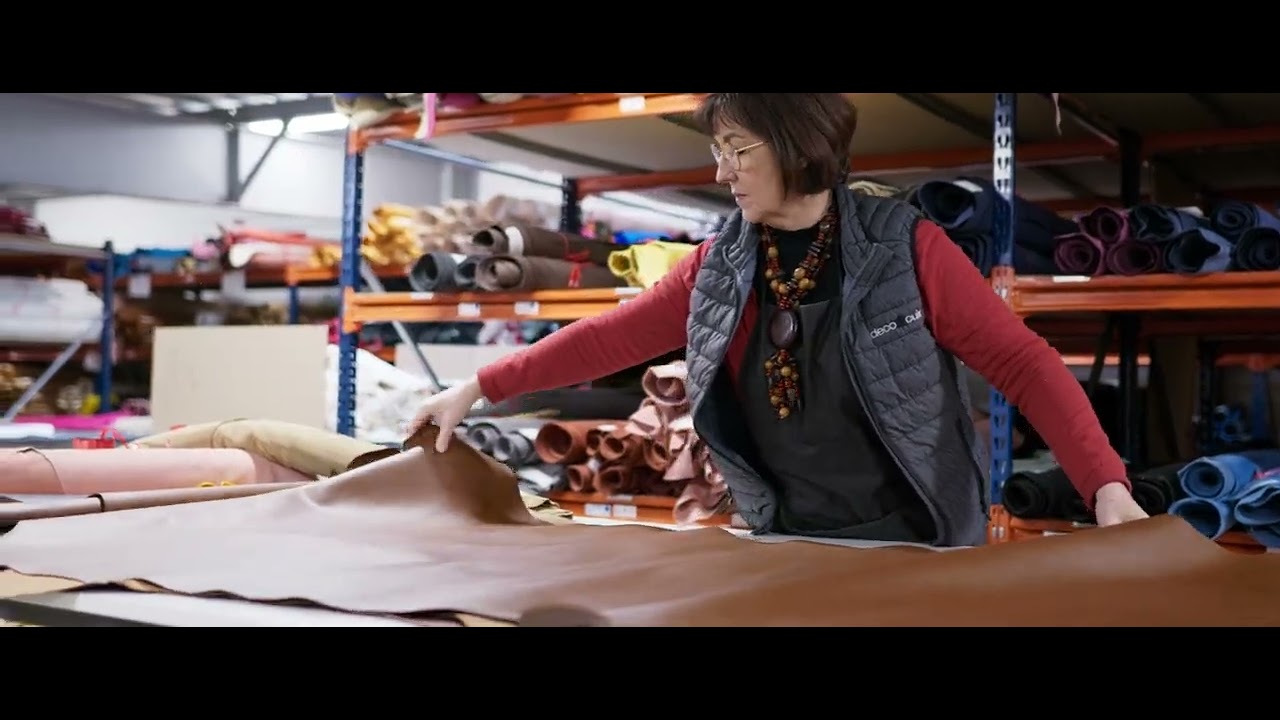 Deco Cuir, le sp&eacute;cialiste du travail du cuir.