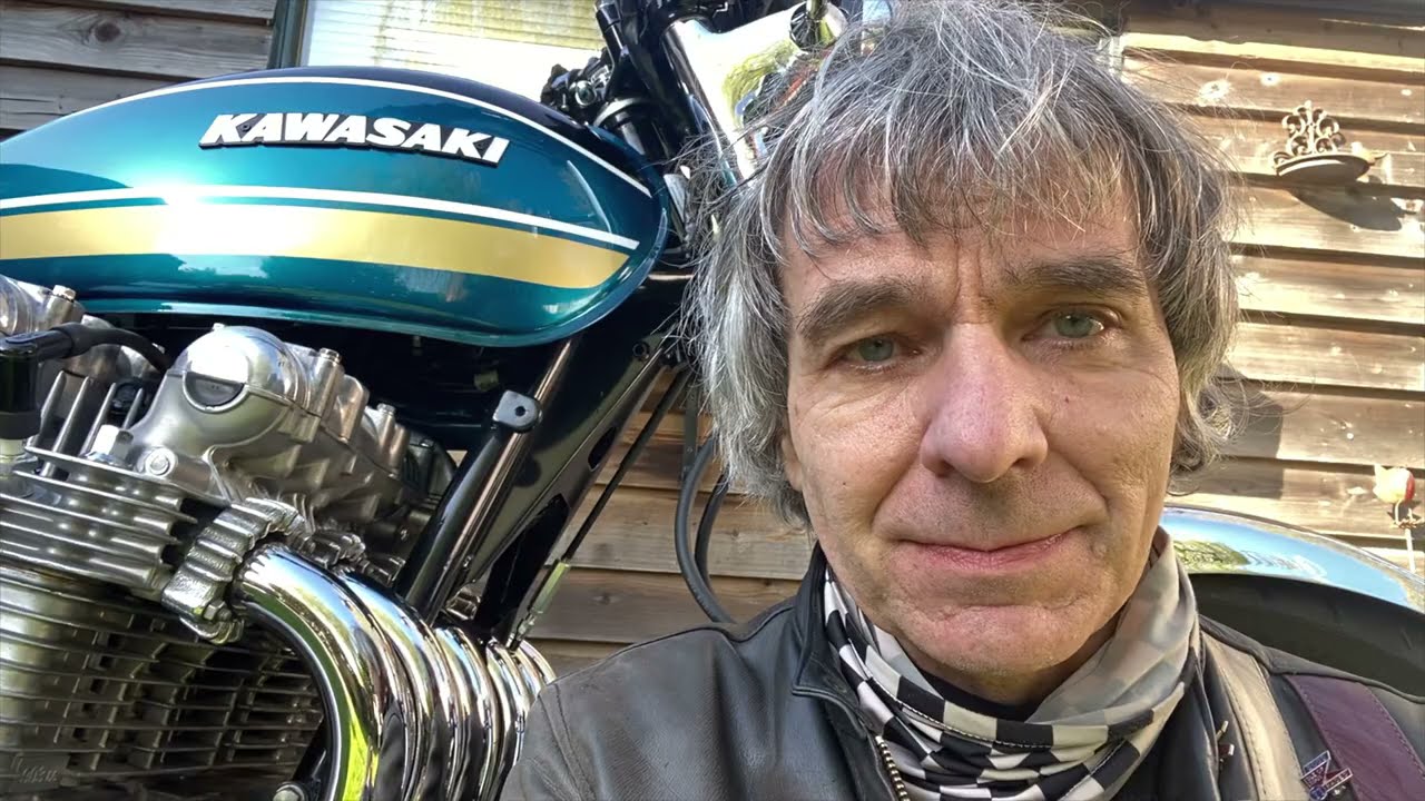 Millyard Kawasaki Z1 Super Six - Test Ride with a 5 cylinder two stroke