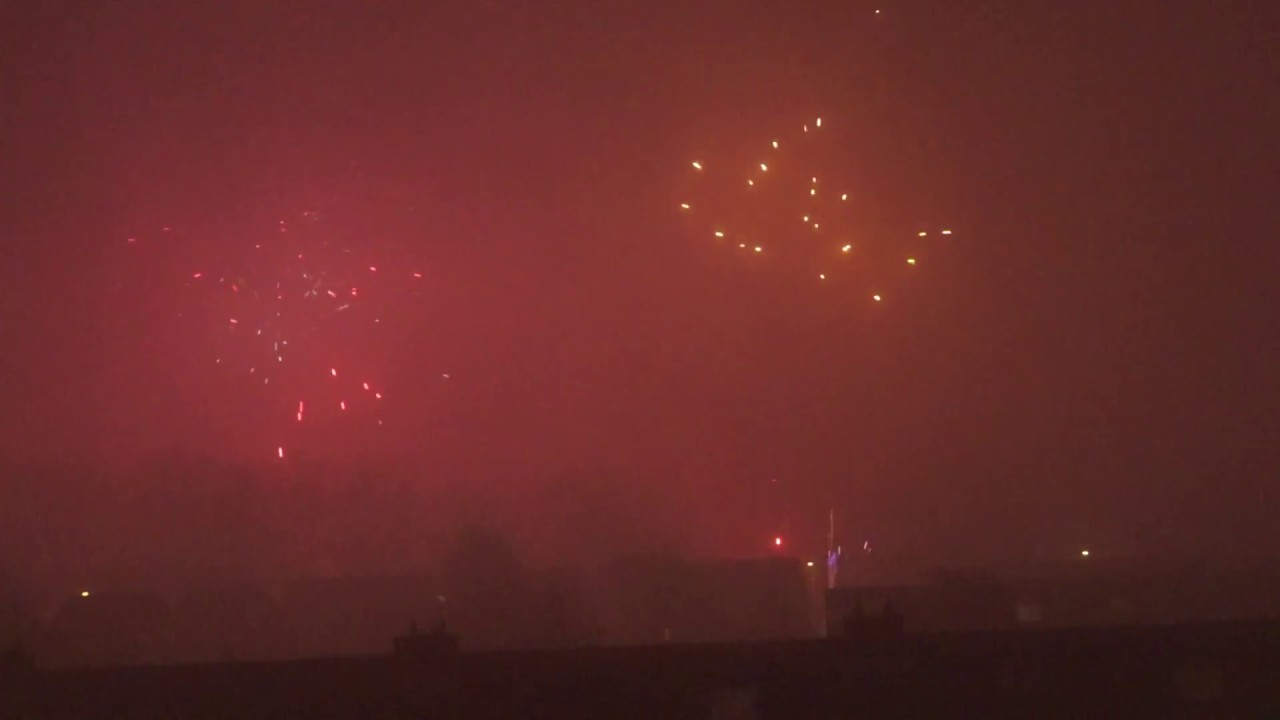 Vuurwerk in mistig Eindhoven 1-1-2017