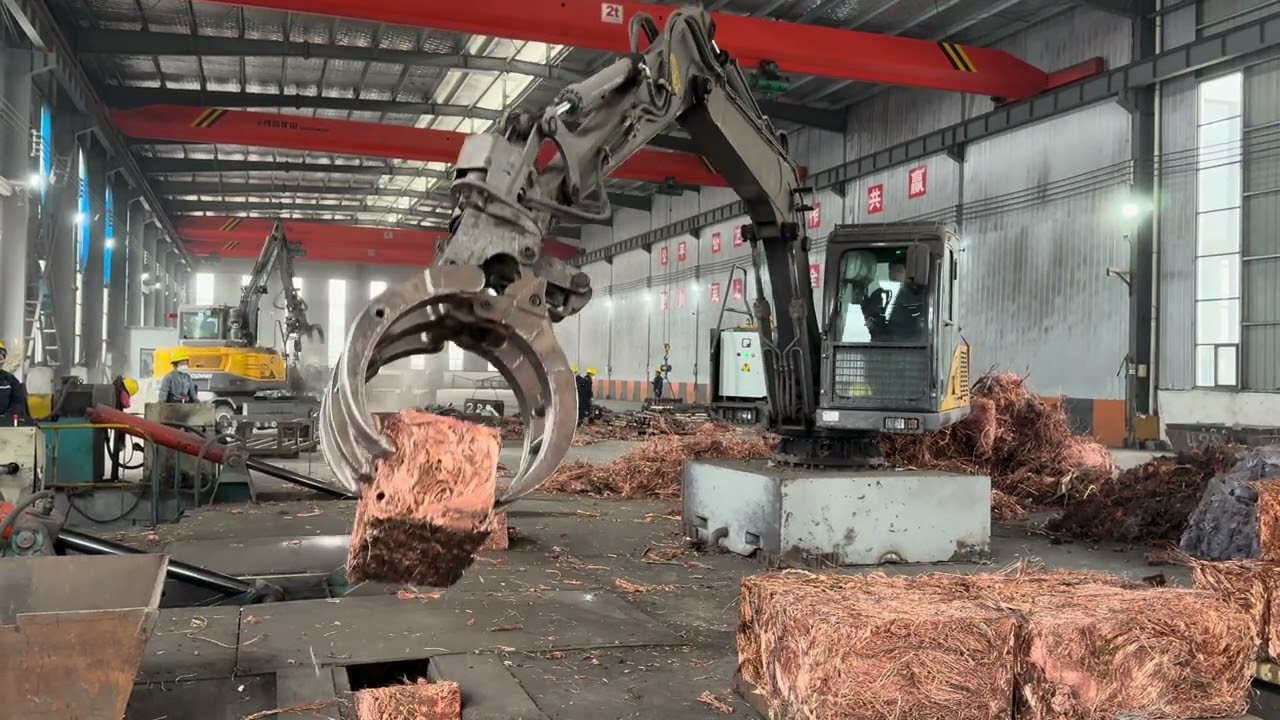 #scrap #alumnium #copper #metal #recycling #waste #conveyor #crusher #briquette #recycle #excavator