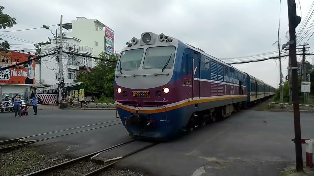 Các chuyến tàu trong ngày 9/11/2025 và 11/11/2025