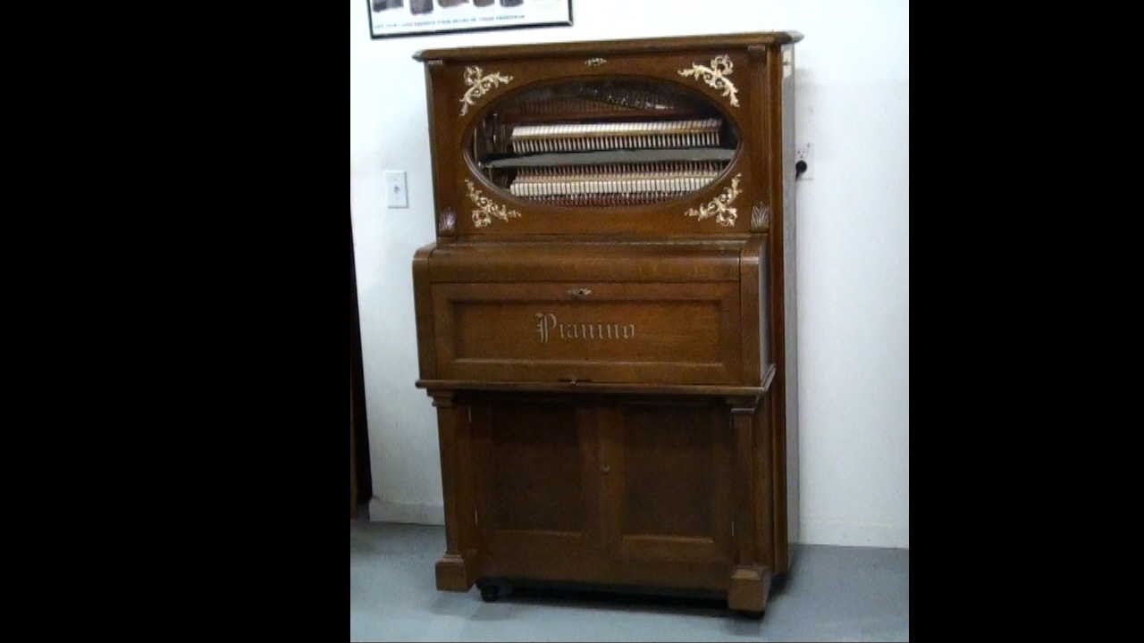 Early Wurlitzer Pianino