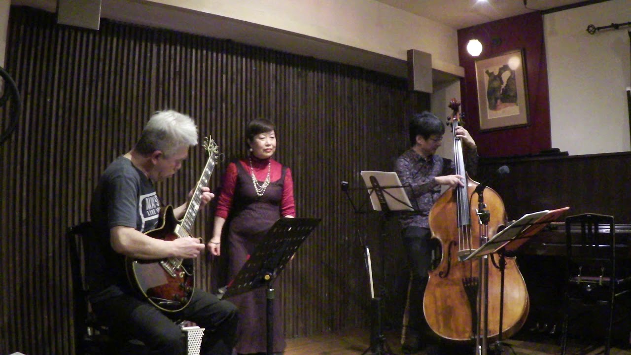 Blue Monk : 浜田亜東実(vo) 天野丘(g) 水谷浩章(b)