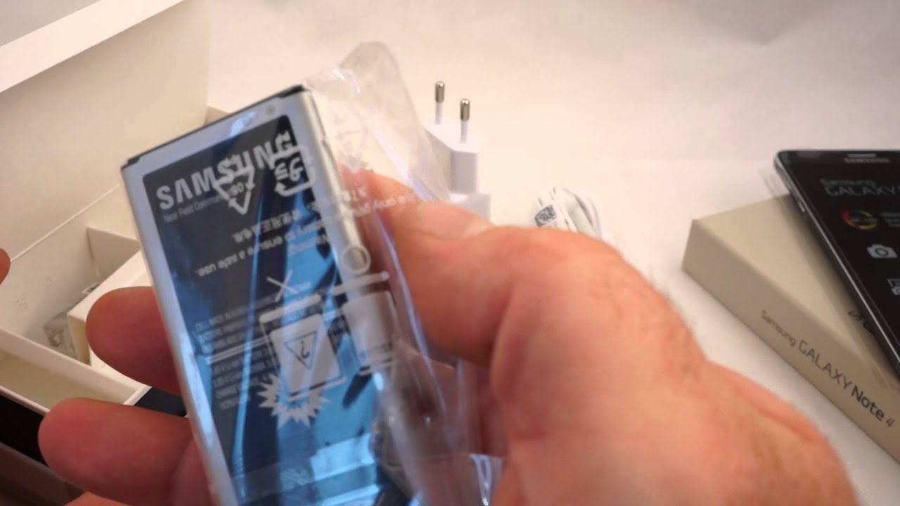 Samsung Galaxy Note 4: rozpakowanie, oglądanie