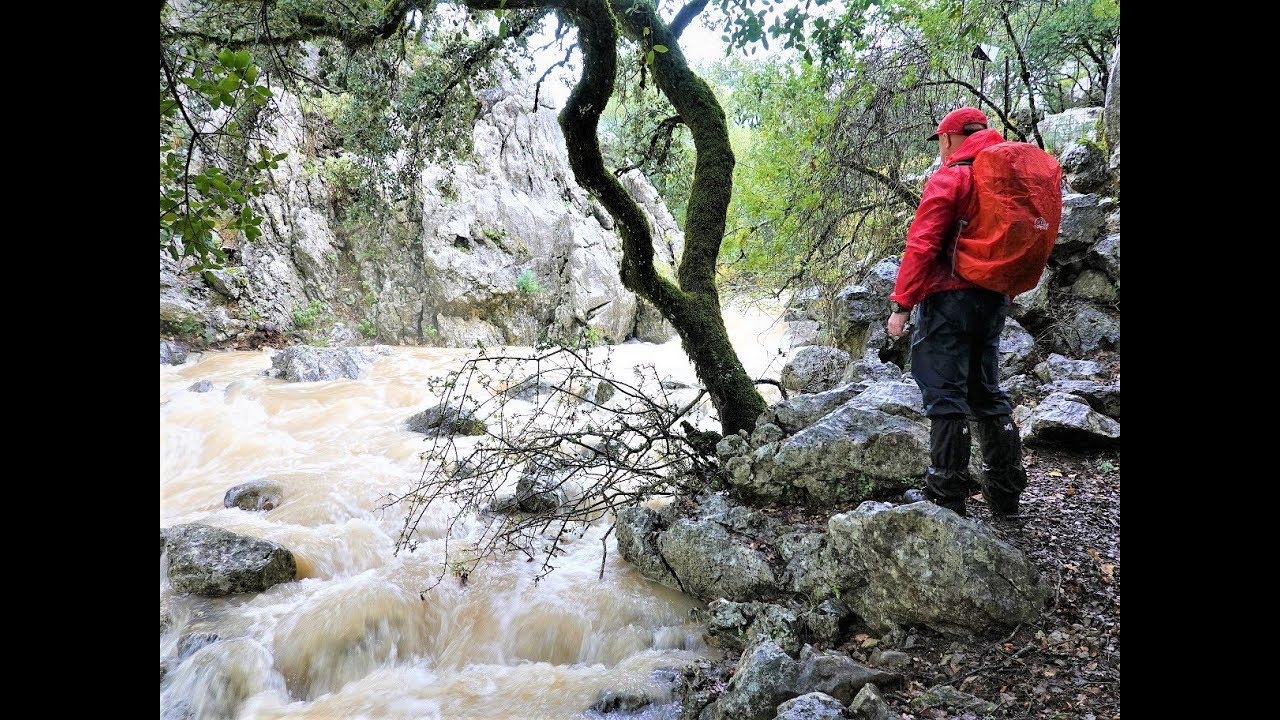 Lluvias intensas en la Sierra de Grazalema. Inundaciones por Benaocaz y los navazos.