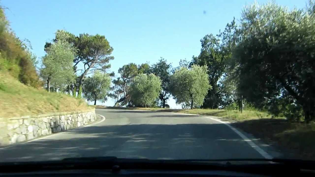 Driving to Il Ciocco resort