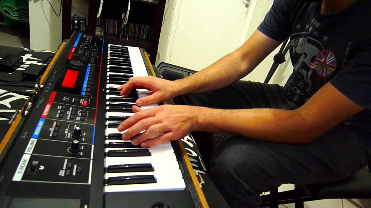 Roland JUNO DI rocks