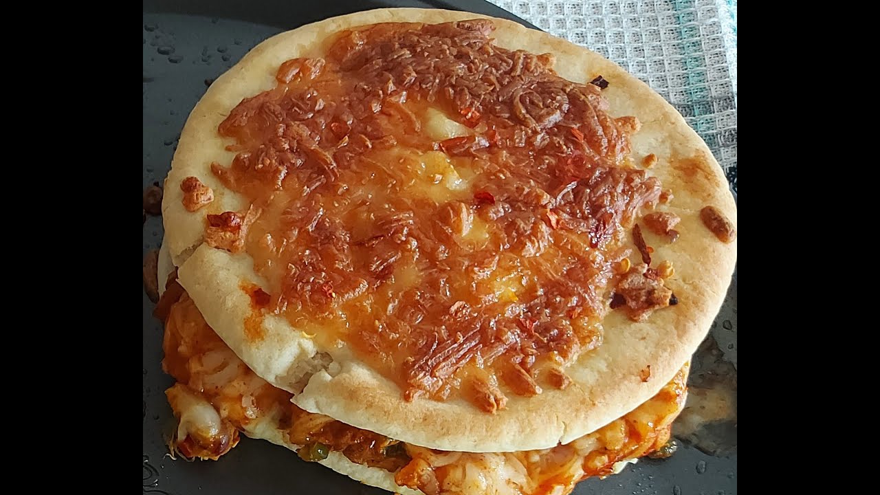 Chicken Pita bread burger / Easy and delicious burger# Sadia's family