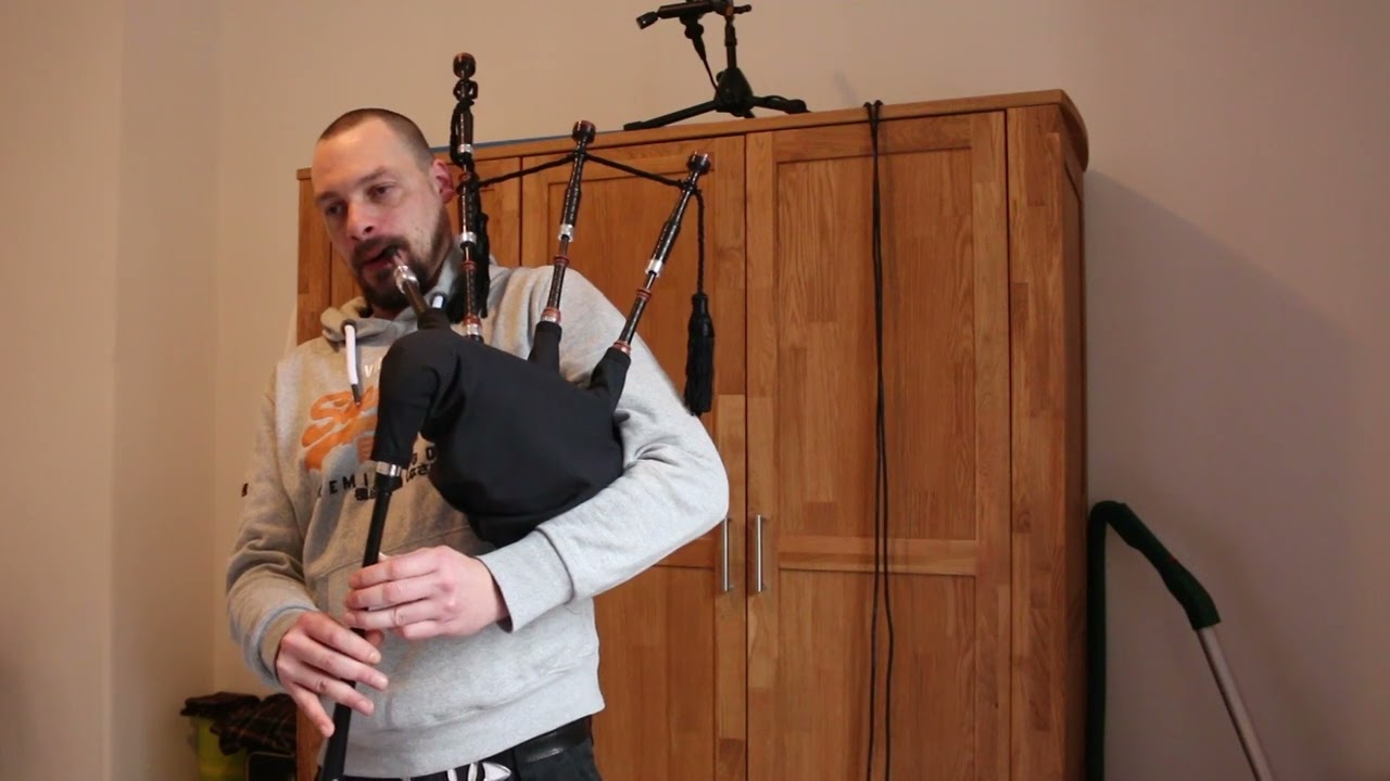 McCallum Folk Pipes - Presentation & Recording - Small Pipes / Music / Audio / Bagpipes / Drone