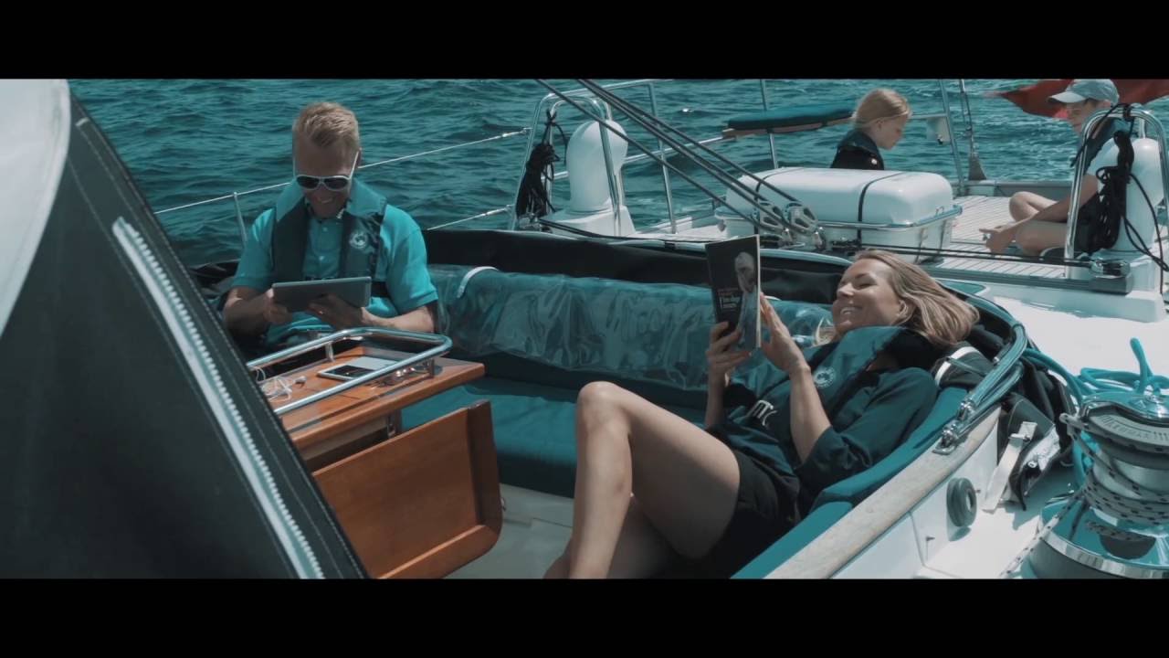 Elvstr&oslash;m Sails Cruising Moments