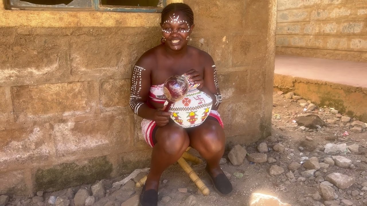 Beauty of African women and traditional song