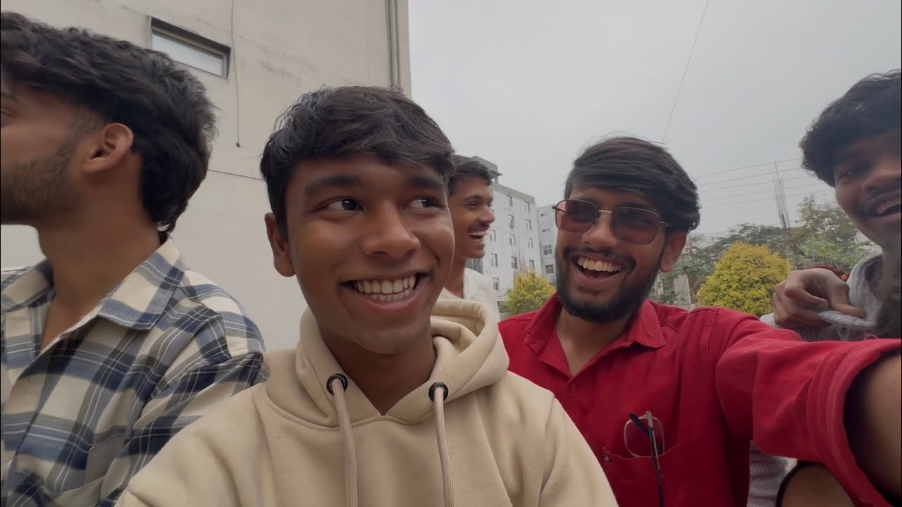 Aaj toh bahar hi nikal diya fest se  #viral #dailyvlog 