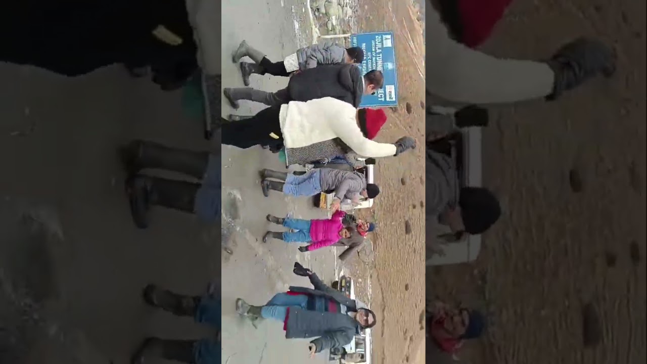 कश्मीर श्रीनगर गुलमर्ग # फॅमिली ट्रिप # युट्युब व्हिडिओ  # सुनितावाघ😍😄❤️