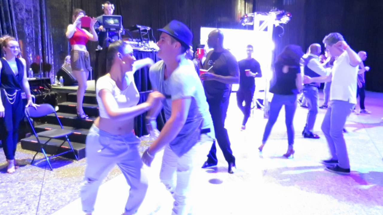 Victor (Mtl) & Scarlet (Vancouver) (Salsa Social) at the Montreal Salsa Convention on May 22nd 2016