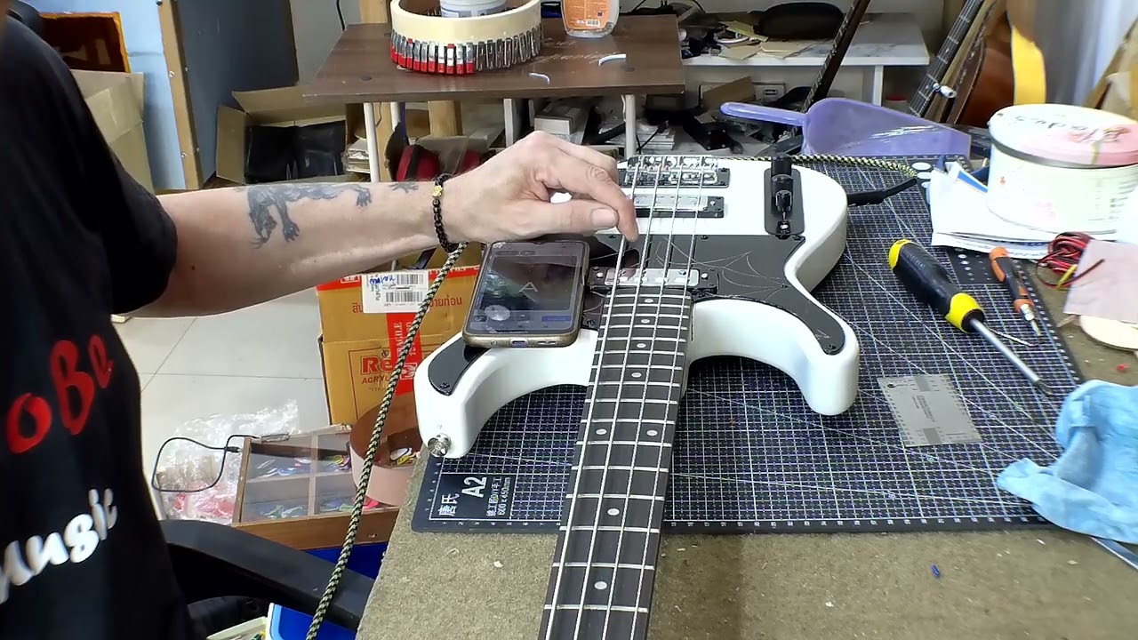 RoJoBe Music Handmade Electric Bass Guitar part 11