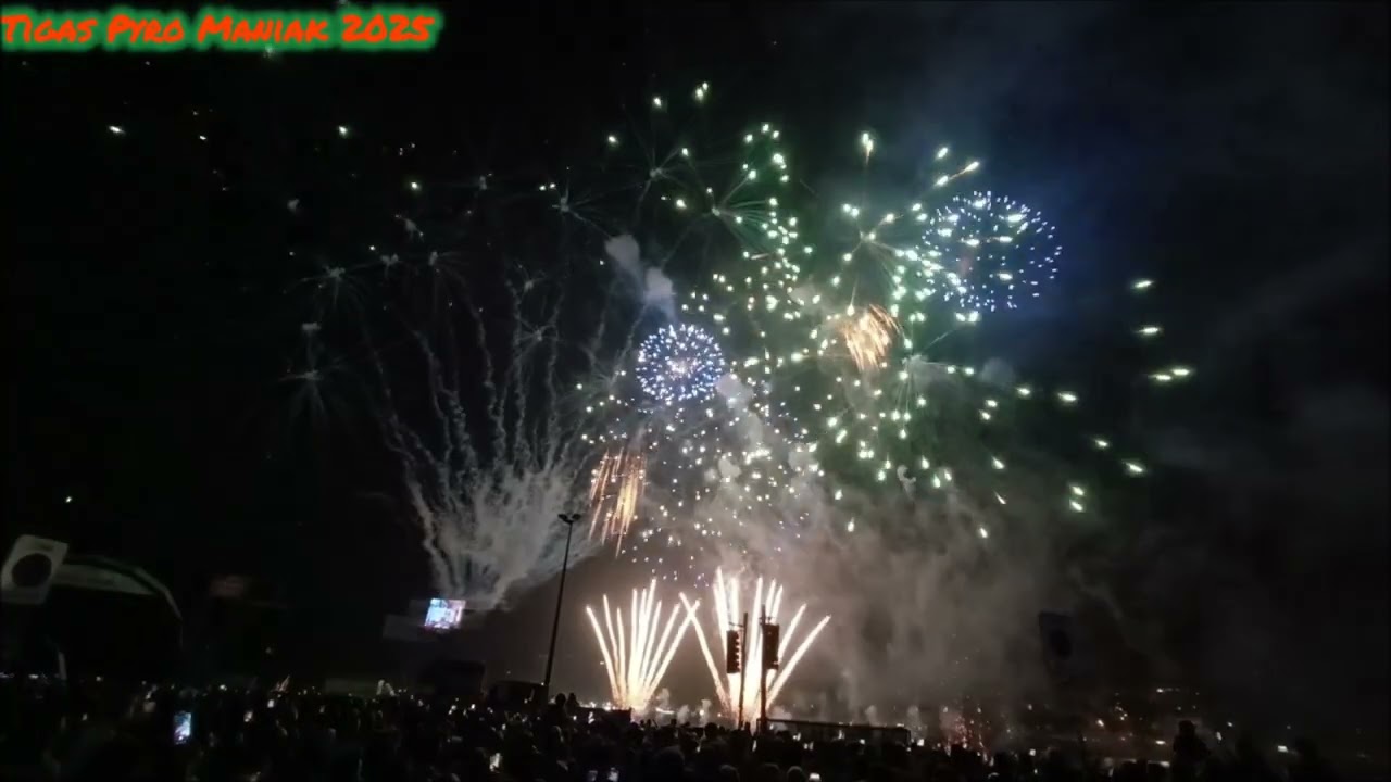Sess&atilde;o de Fogo na Festa S&atilde;o Pedro da Afurada 2025 - Afurada, Vila Nova de Gaia