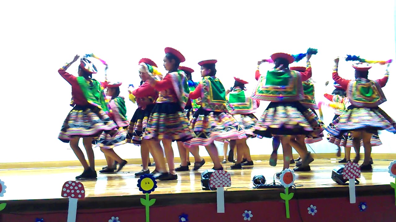 Dayanna bailando virgenes del sol