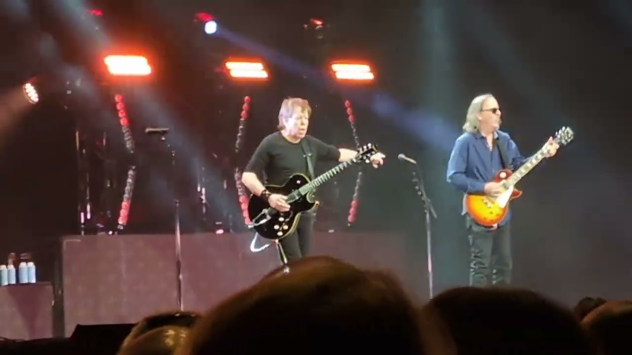 George Thorogood - One Bourbon, One Scotch, One Beer (live @ Margaret Court Arena, Melb, May 2025)