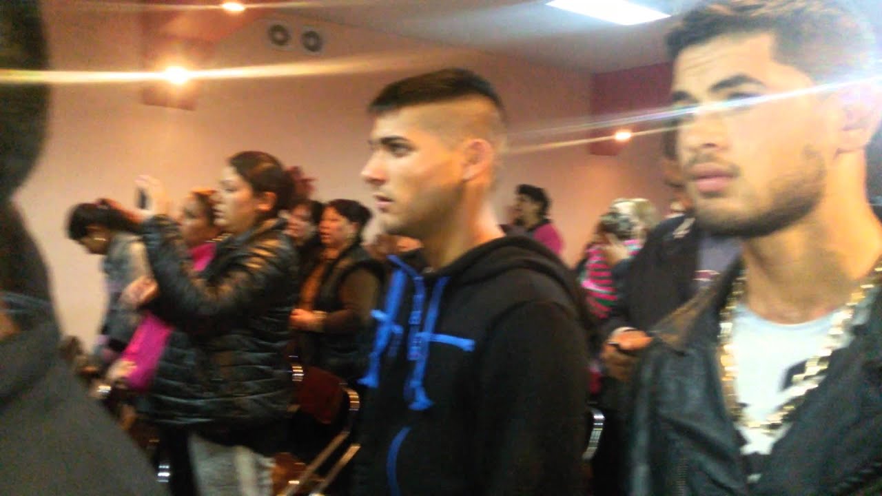 gostuvame v qmbol pe hvalenie poklonenie qmbol