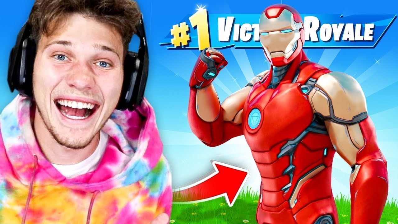 EPIC NEW ITEMS! Winning In Solos! - Fortnite Season 4