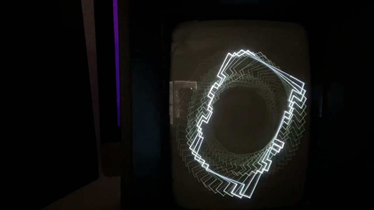 Cavern Rescue for Vectrex: game play demo