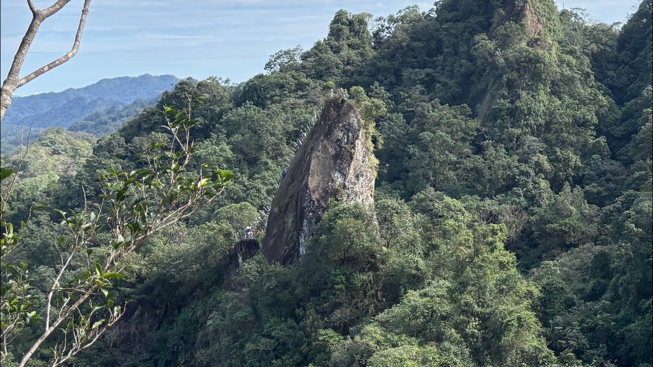 平溪三山：孝子山、慈母峰、普陀山