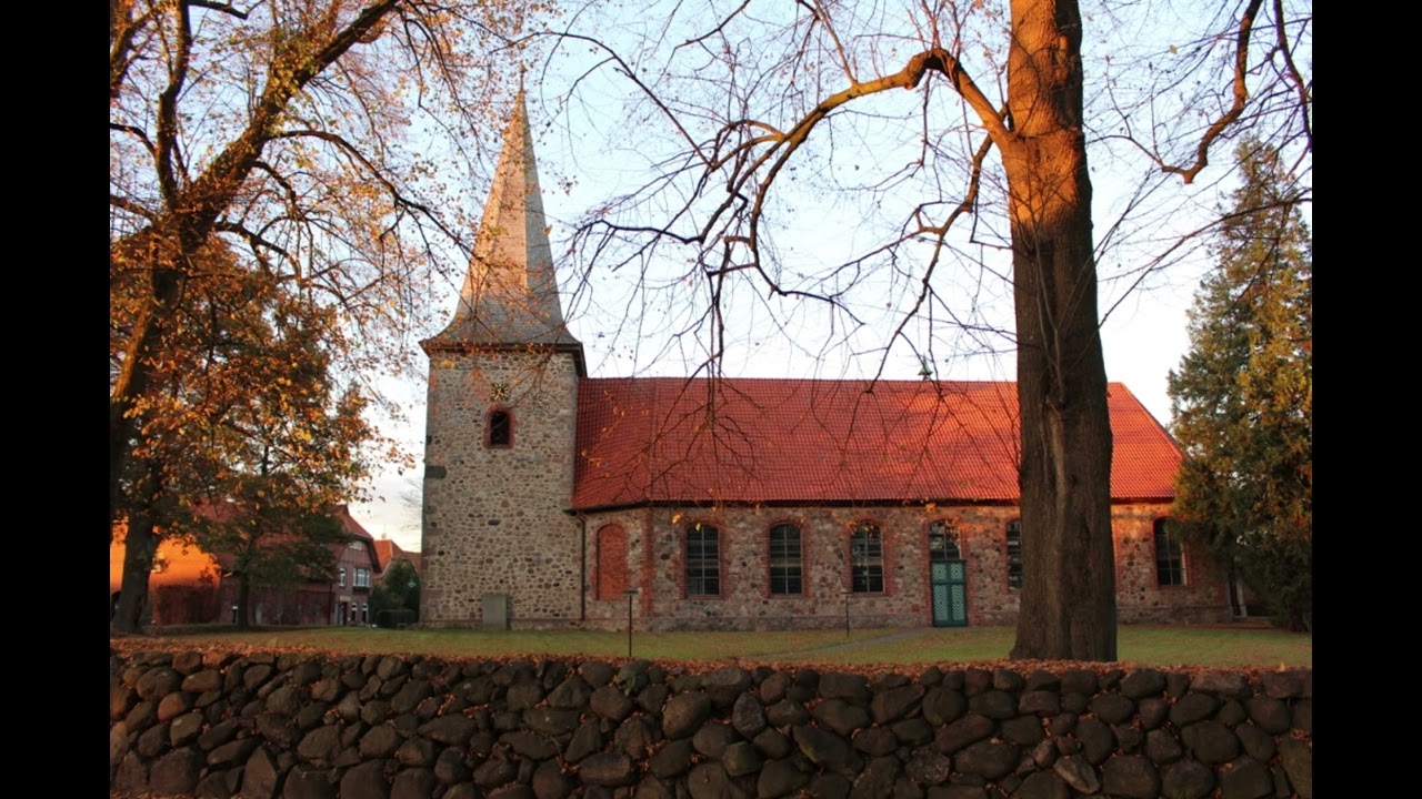Siebeneichen (RZ) evang. St. Johannis Kirche : Einläuten des Sonntags