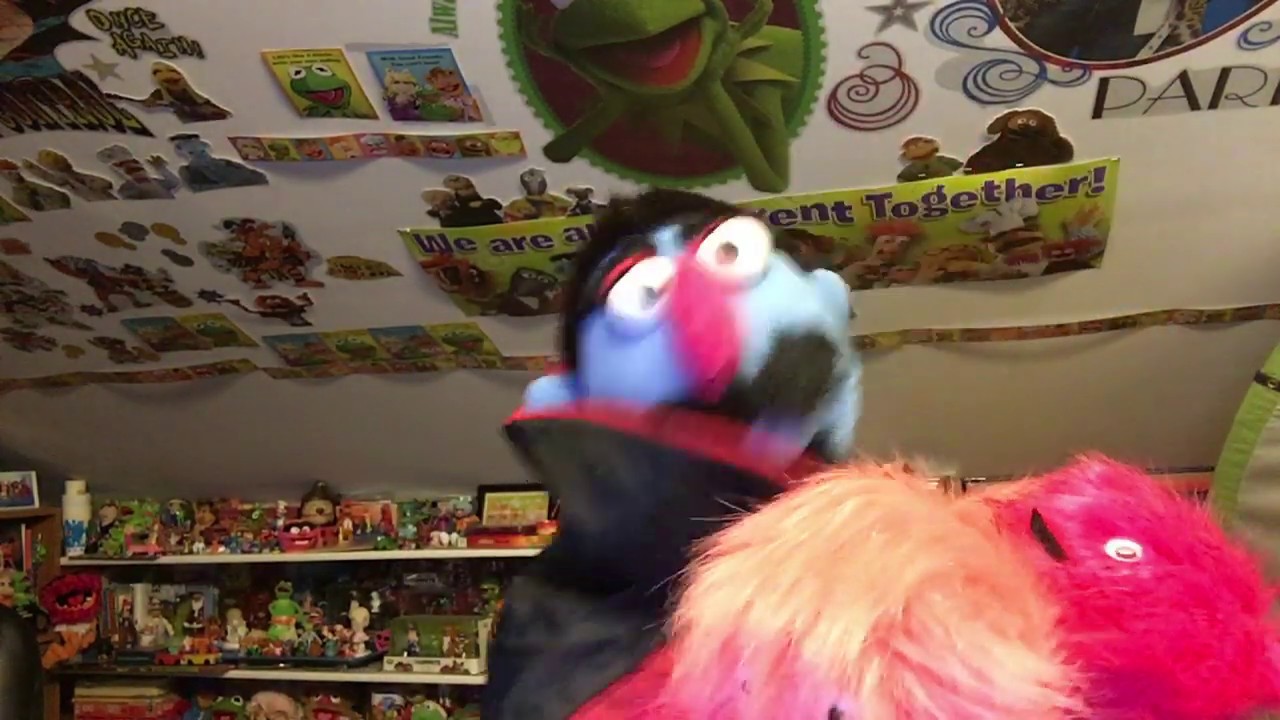 Marvin Suggs and the Muppaphone Sing Lady of Spain