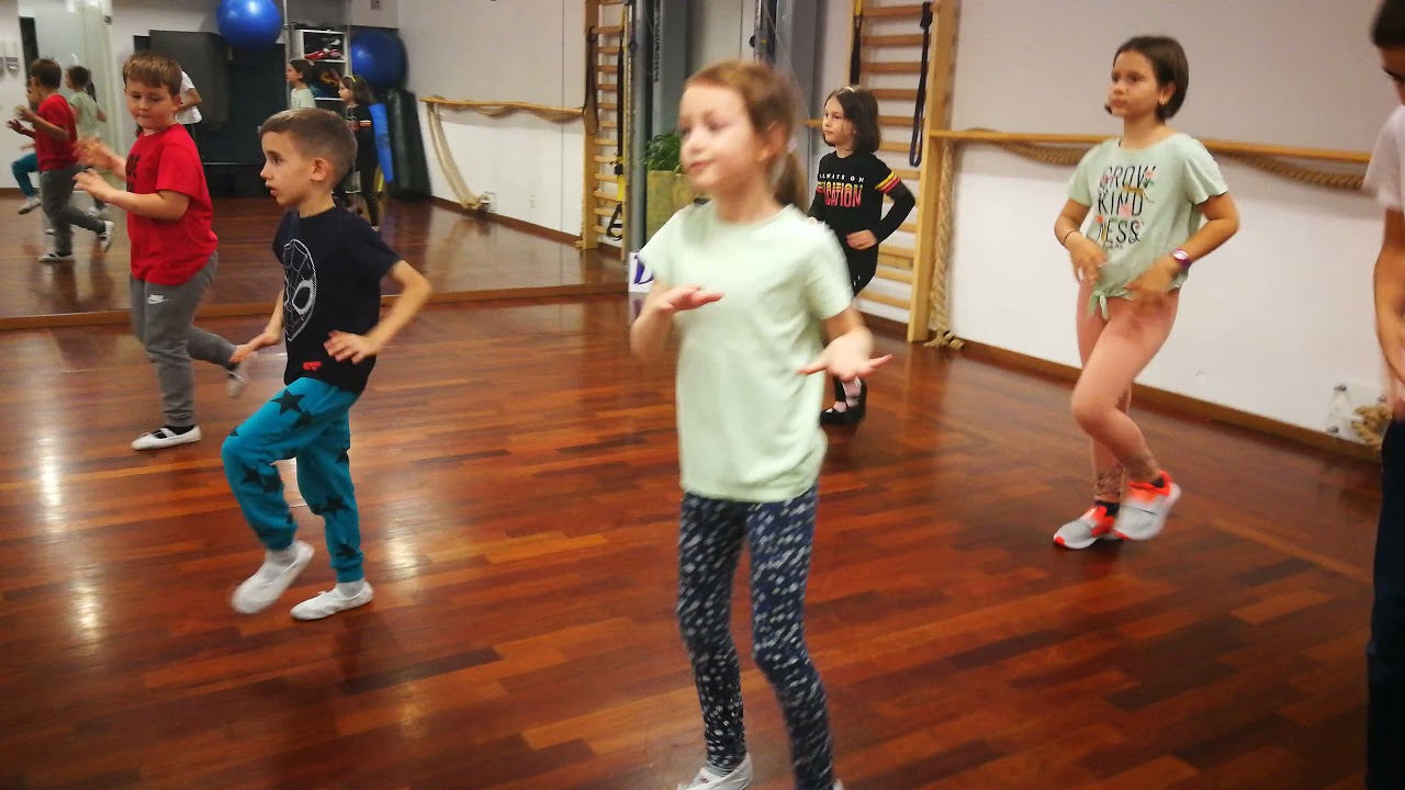 Copiii la cursuri de dans * www.dancetime.ro *