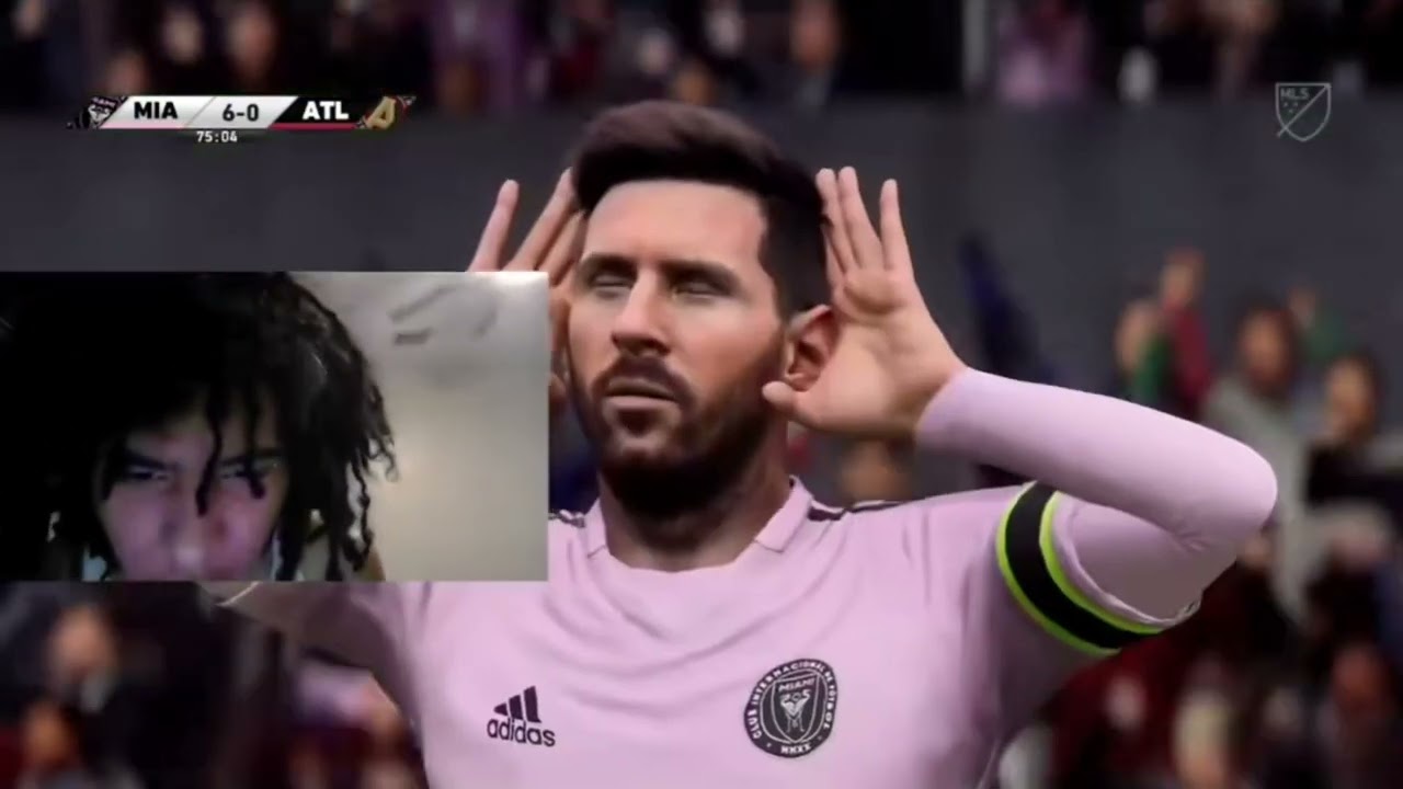 Jaydes playing FIFA 
