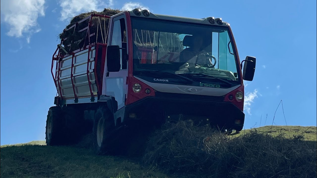 Heuernte im steilen Gelände mit Caron CTS 110 Teil 2