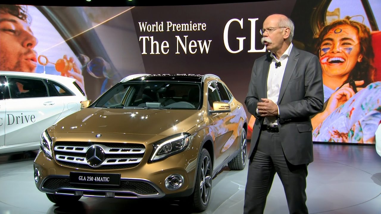New Mercedes-Benz GLA revealed at the 2017 Detroit Motor Show