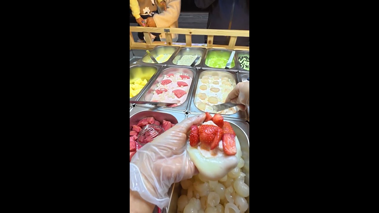 🔴 LIVE: Hand-Pounded Sticky Rice Mochi | Traditional China Street Food in Action POV