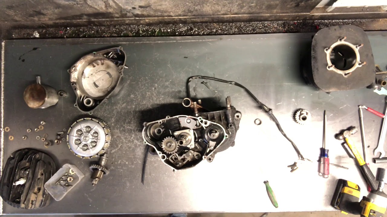 How to Yamaha YZ490 -1/2 Tear Down Top End Disassemble Split Case Crankcase Transmission